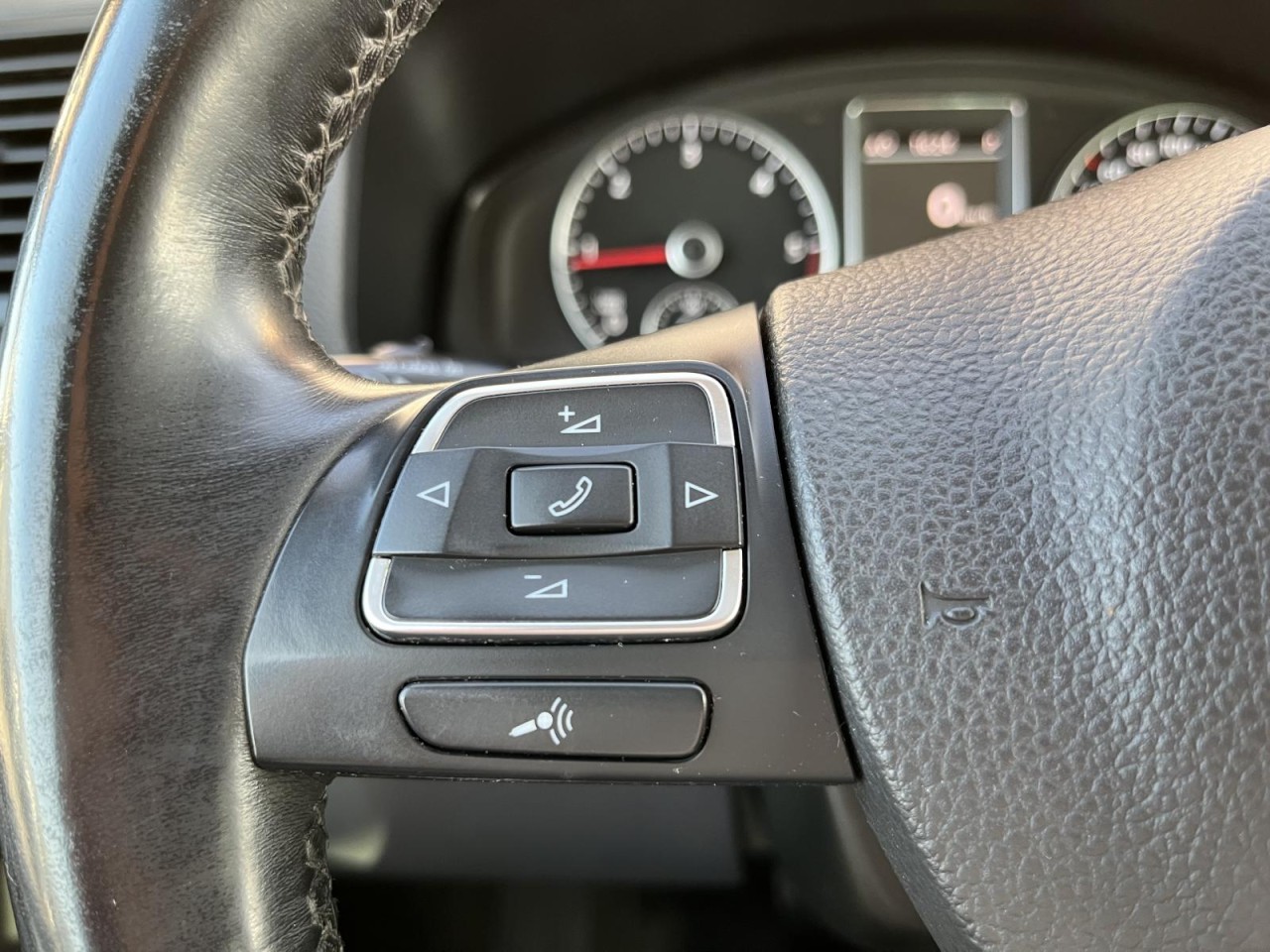 Multivan Highline 2,0 TDI DSG (AHK+Navi) Klima