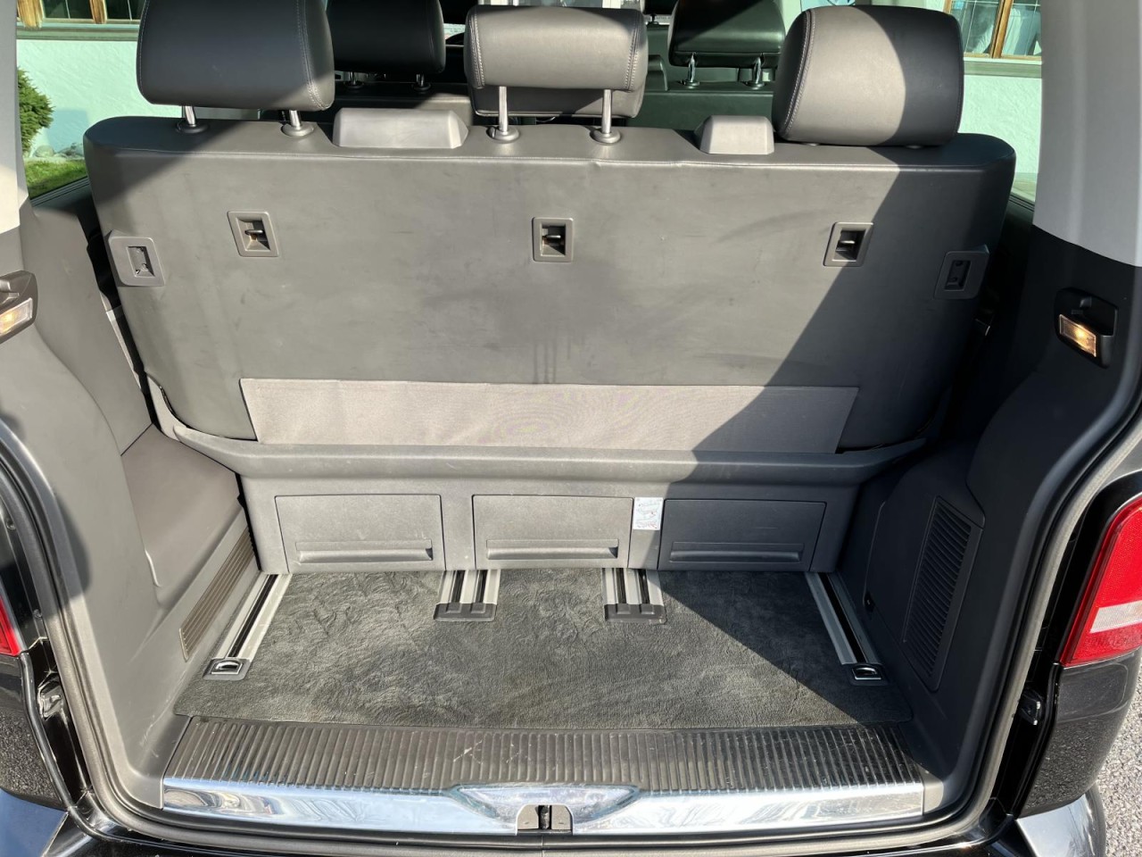 Multivan Highline 2,0 TDI DSG (AHK+Navi) Klima