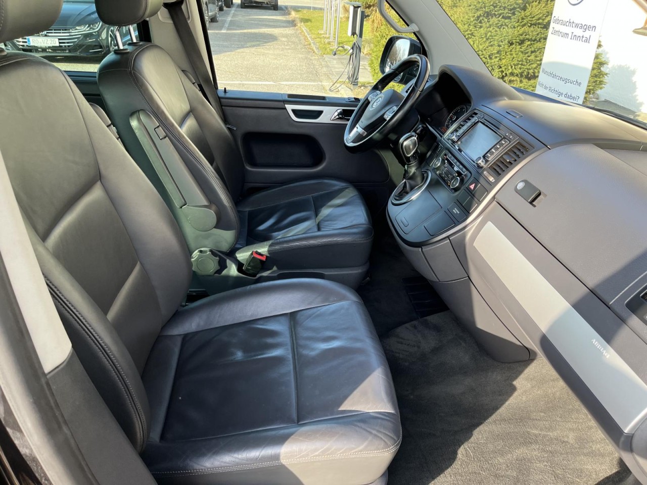 Multivan Highline 2,0 TDI DSG (AHK+Navi) Klima