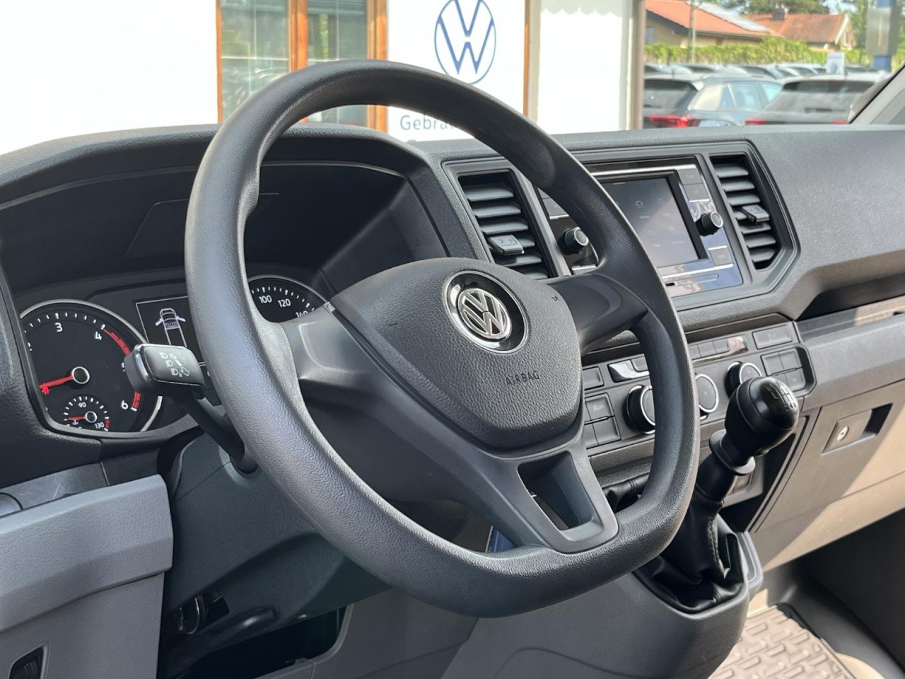 Crafter 35 EK MR Kofferaufbau Spier LBW 2,0 TDI (RearView)
