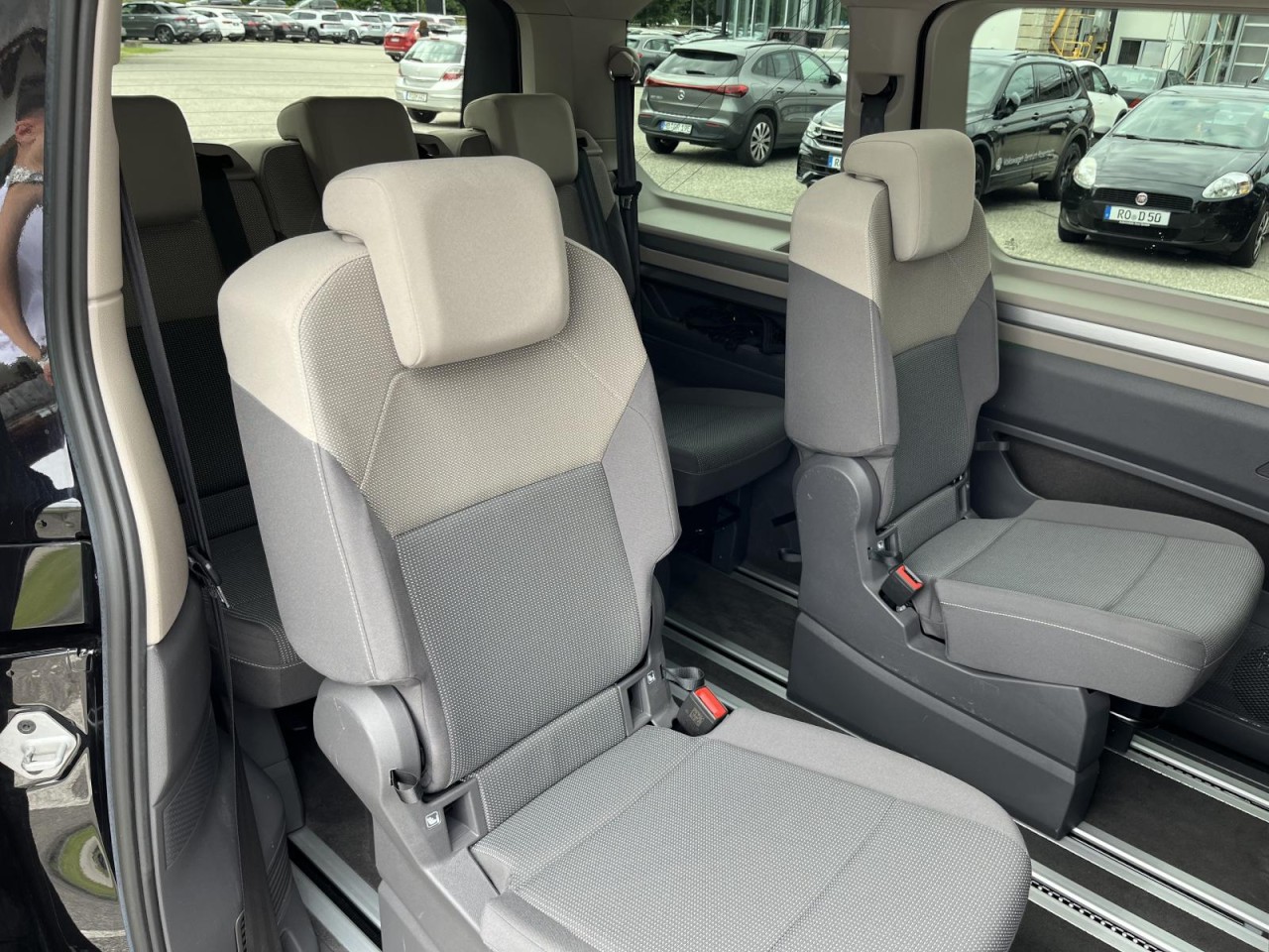 Multivan T7 2,0 TSI DSG Life KÜ (IQ.Light+Sitzhzg.+Pano)
