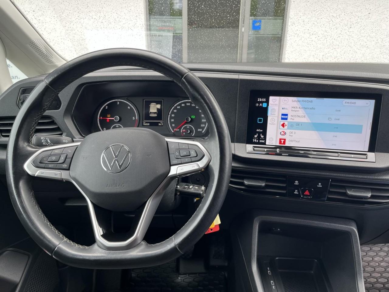Caddy Maxi Commerce 2.0 TDI Cargo DSG (LED+NAVI+RearView+Standh.)