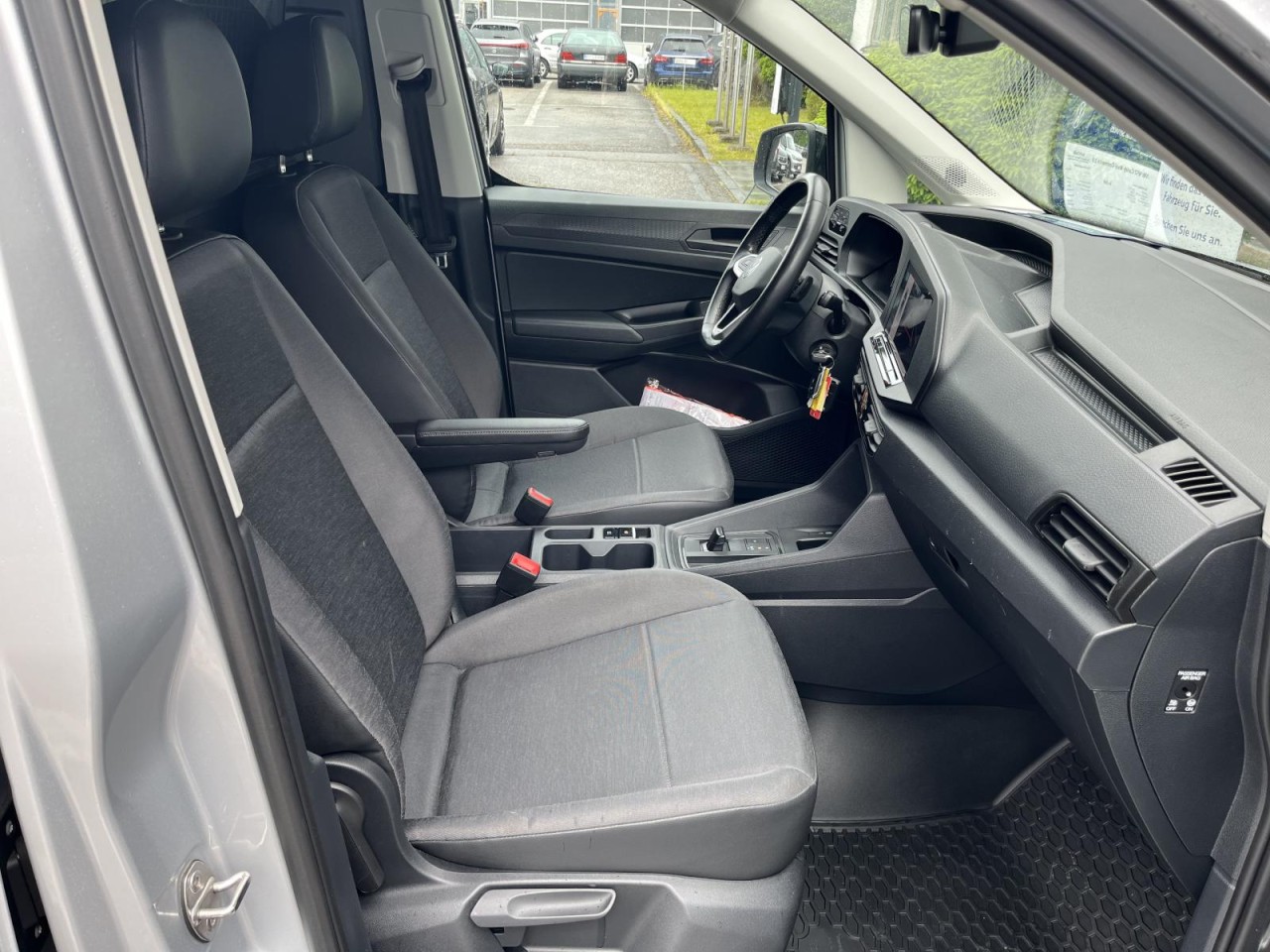 Caddy Maxi Commerce 2.0 TDI Cargo DSG (LED+NAVI+RearView+Standh.)