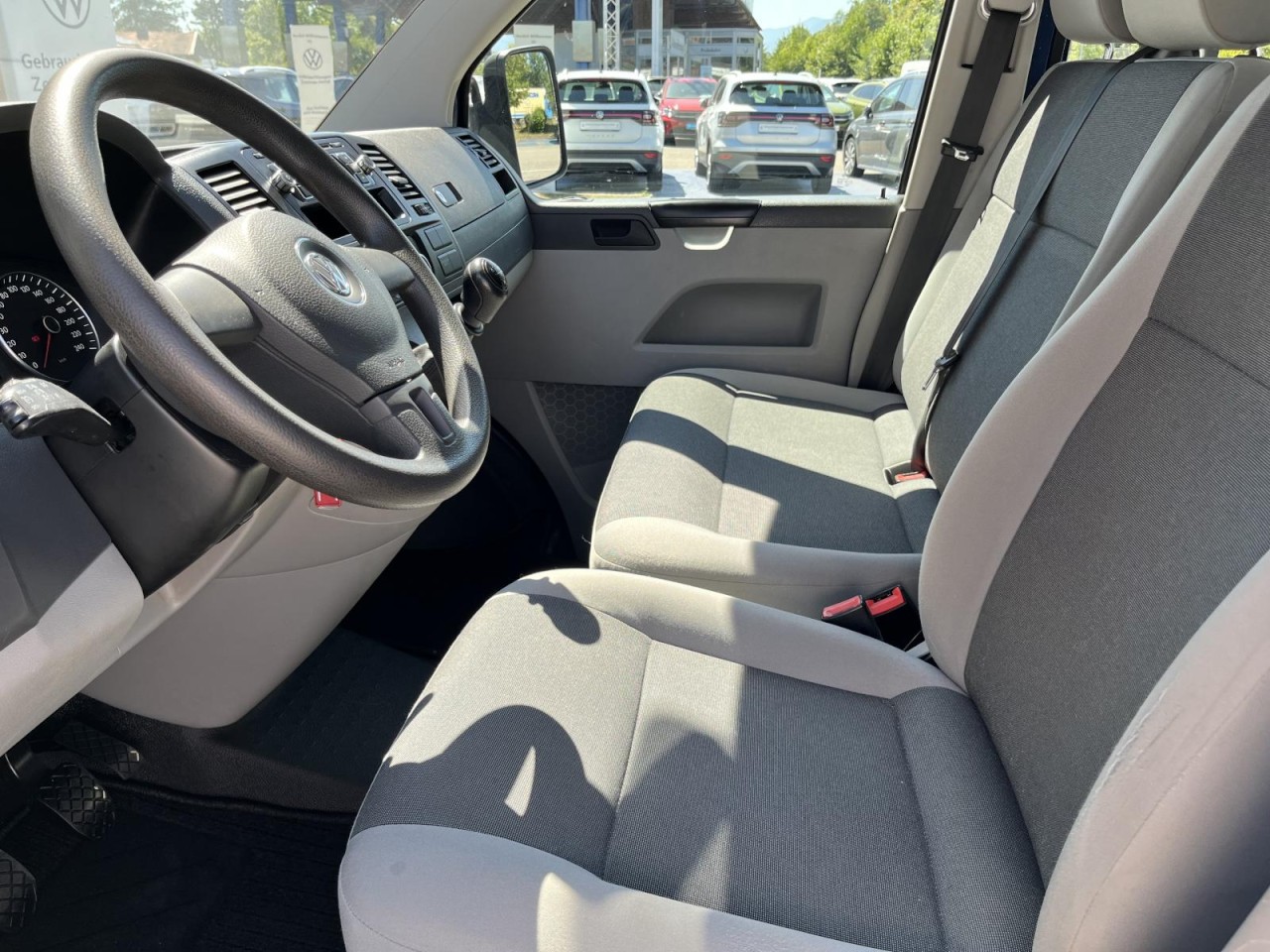 Transporter T5 2,0 TDI Pritsche lang Doppelkabine (Klima)