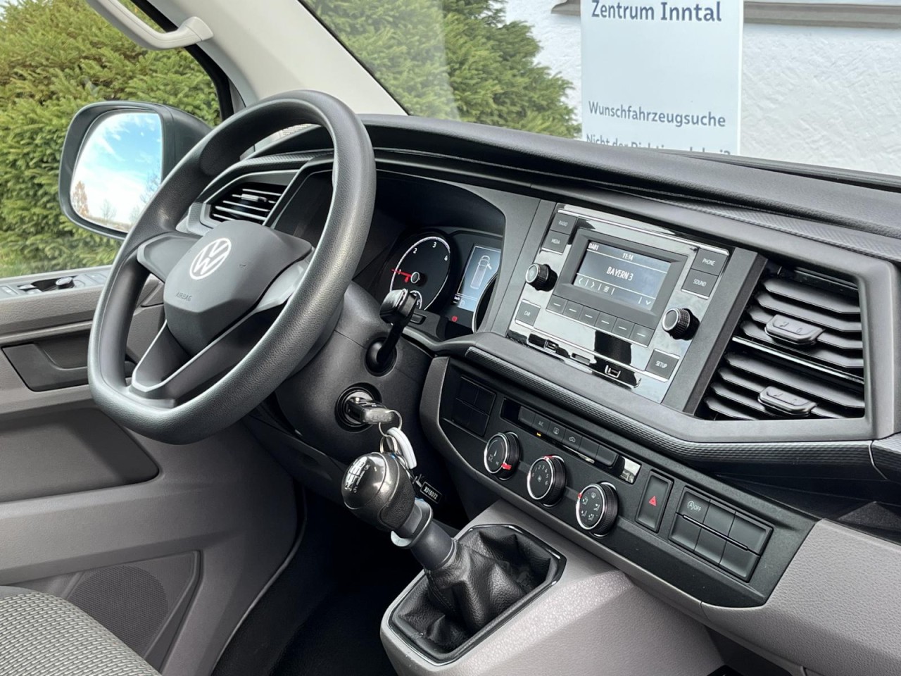 Transporter Kasten T6.1 KR 2,0 TDI (AHK+Klima+PDC)