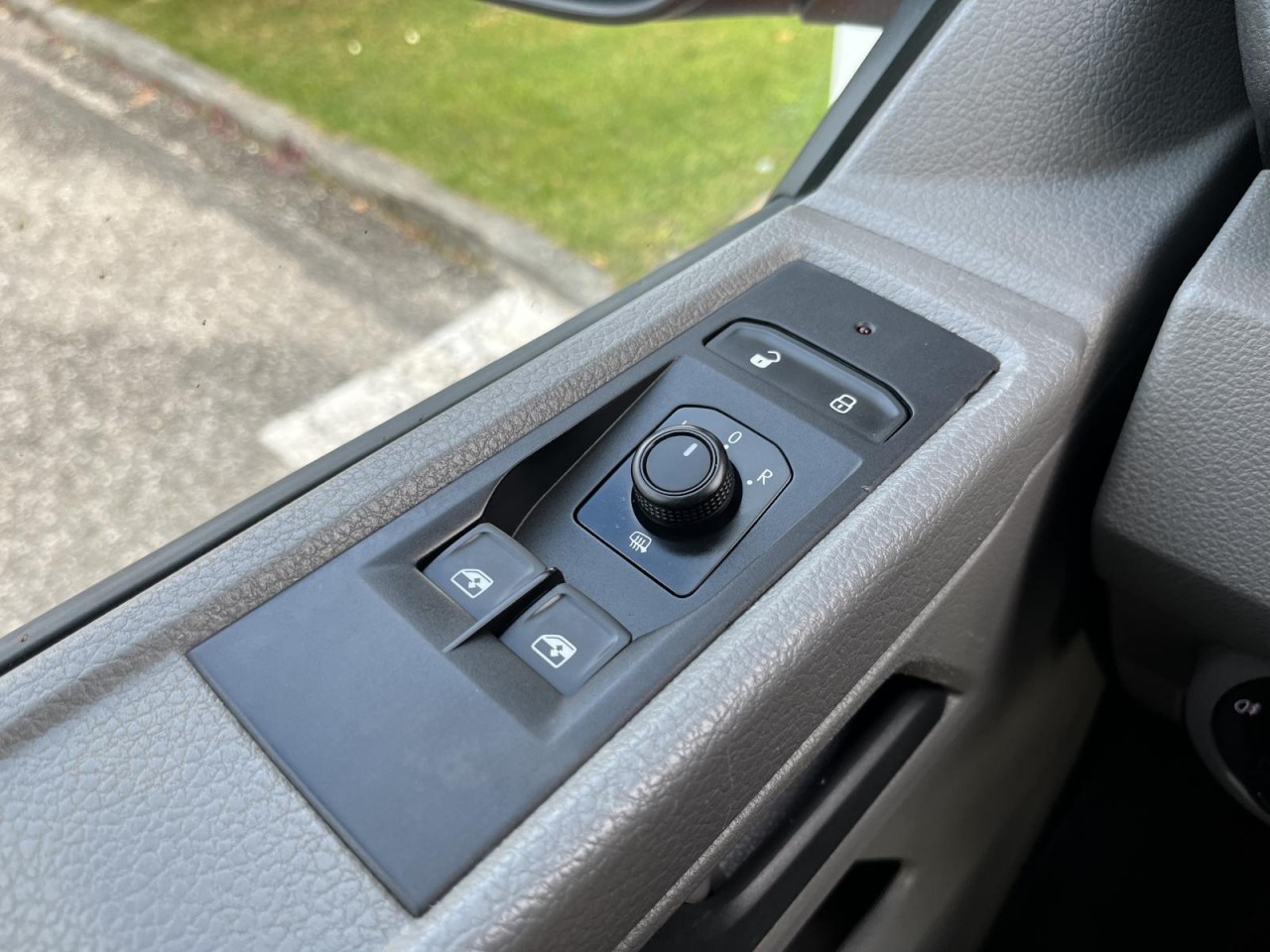 Transporter Pritsche DoKa LR 2,0 TDI (AHK, Klima)