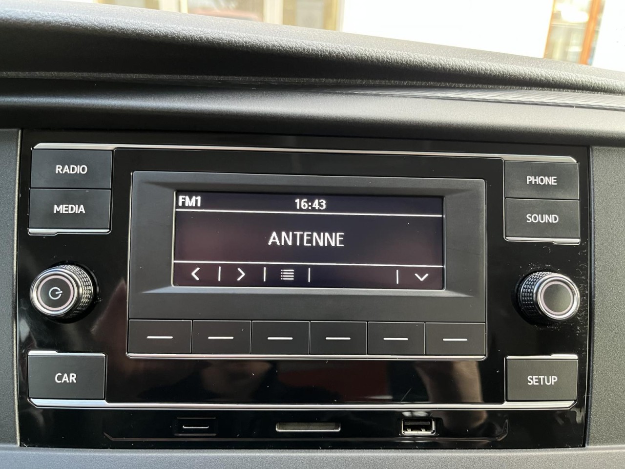 Transporter Pritsche DoKa LR 2,0 TDI (AHK, Klima)