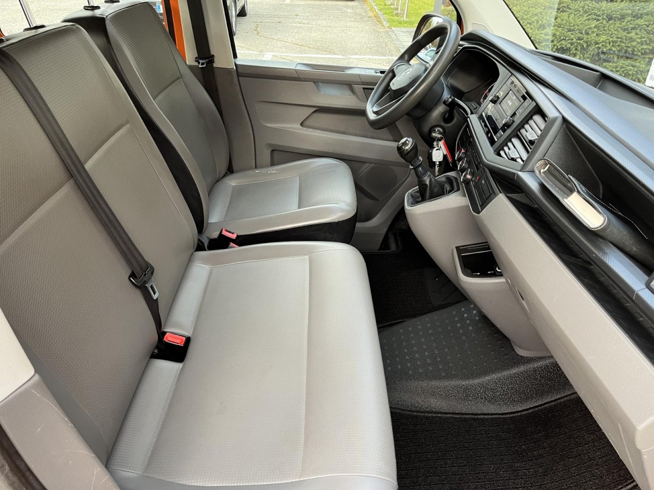 Transporter Pritsche DoKa LR 2,0 TDI (AHK, Klima)