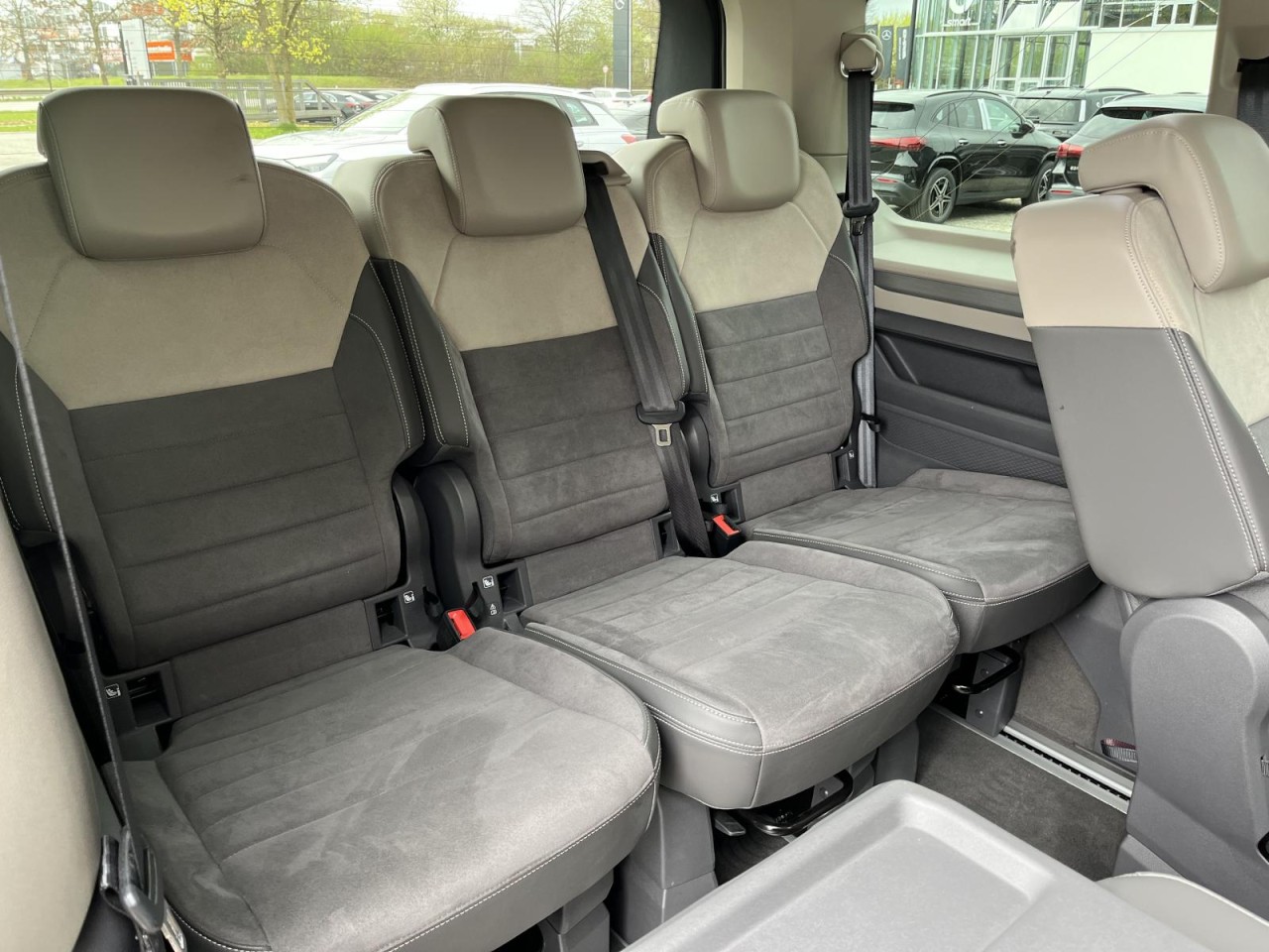Multivan T7 Life KÜ 2,0 TDI DSG (IQLight+Navi+Standhzg.)