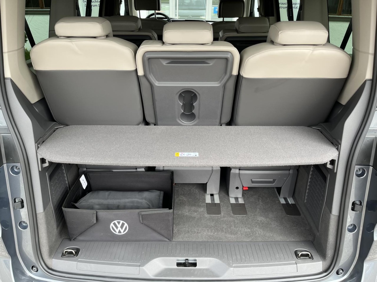Multivan T7 Life KÜ 2,0 TDI DSG (IQLight+Navi+Standhzg.)