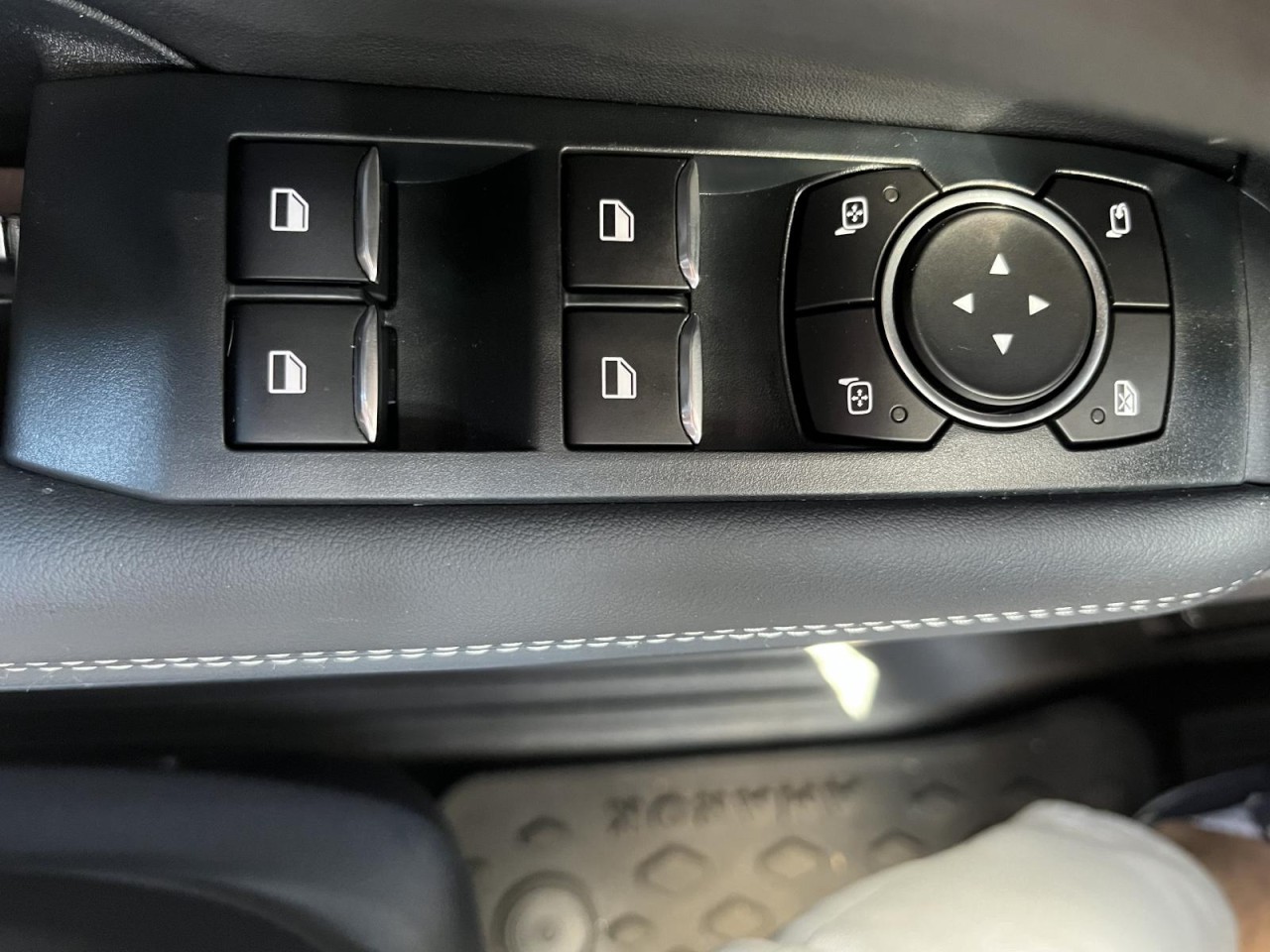 Amarok T1 Style 2,0 TDI Automatik (Klima+Navi+LED)