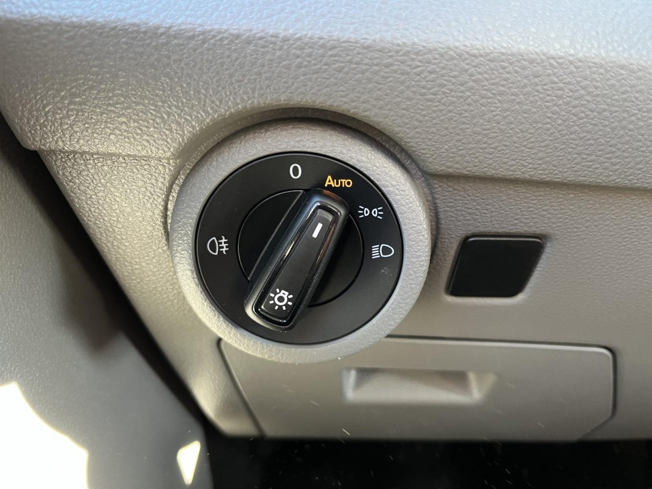 Caravelle T6.1 Comfortline 2.0 TDI DSG (LED+Navi+Sitzhzg.)