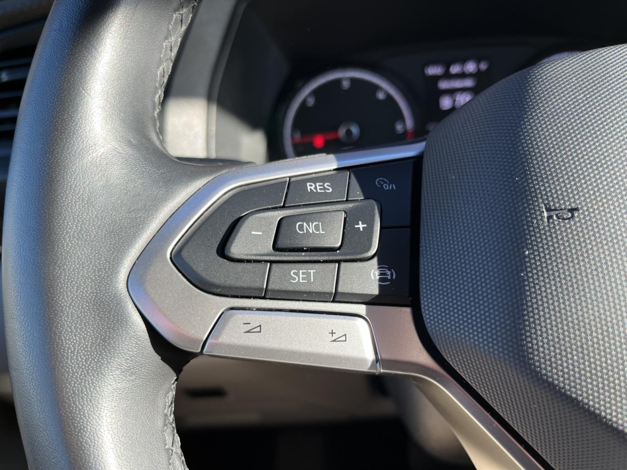 Caravelle T6.1 Comfortline 2.0 TDI DSG (LED+Navi+Sitzhzg.)