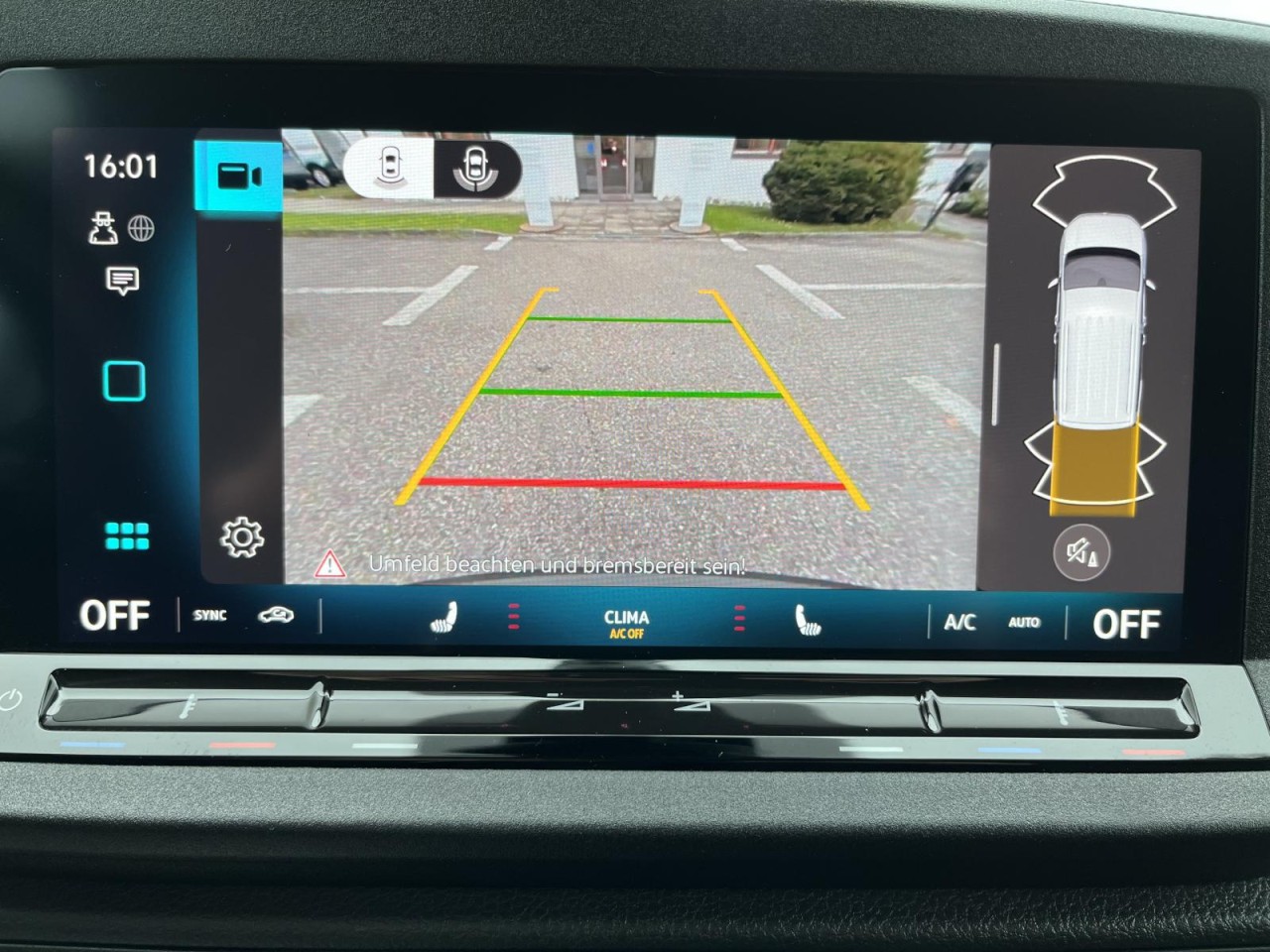 Caddy Kombi 2,0 TDI (Klima+Sitzhzg.+RearView)