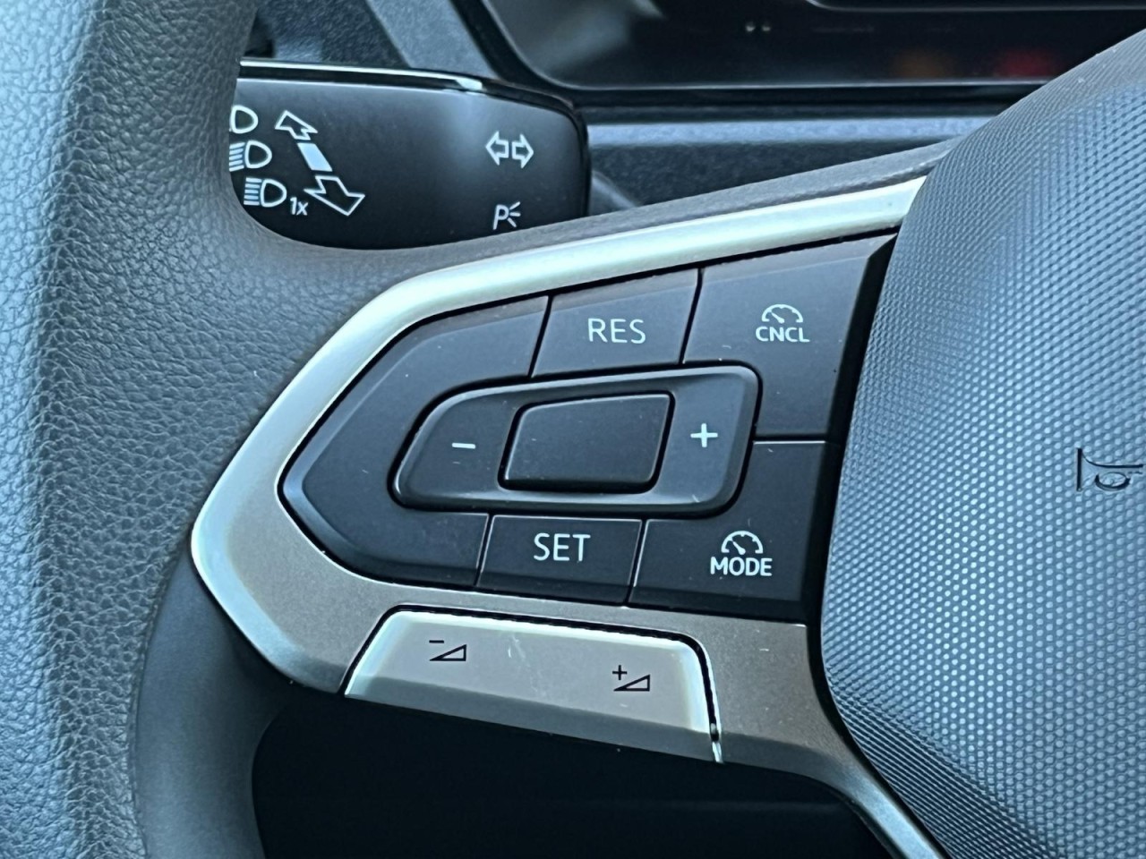 Caddy Basis 2,0 TDI (Sitzhzg.+Klima+RearView)