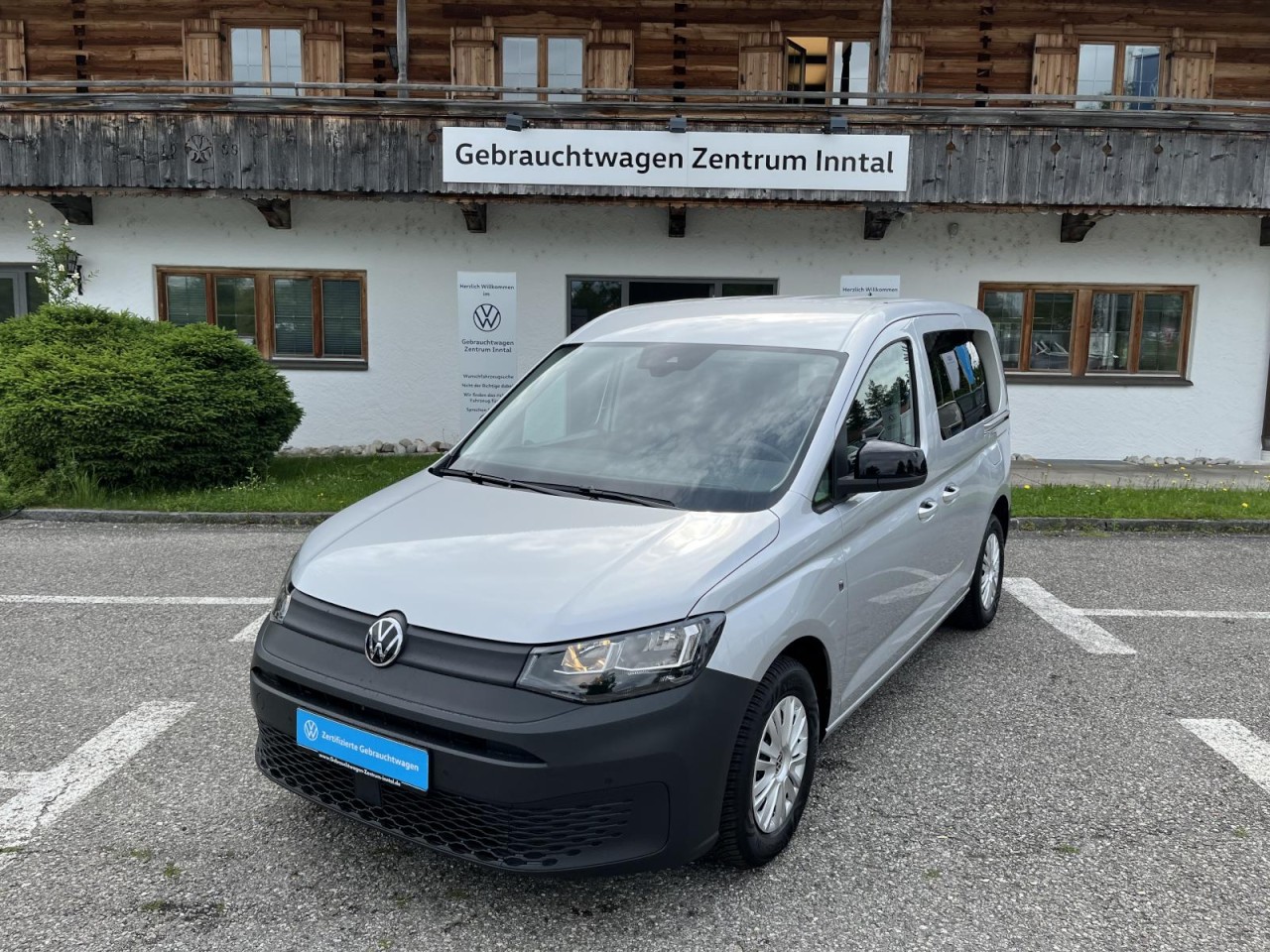 Caddy Kombi KR 2,0 TDI (Navi+RearView+Sitzhzg.)