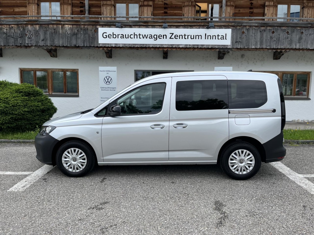 Caddy Kombi KR 2,0 TDI (Navi+RearView+Sitzhzg.)