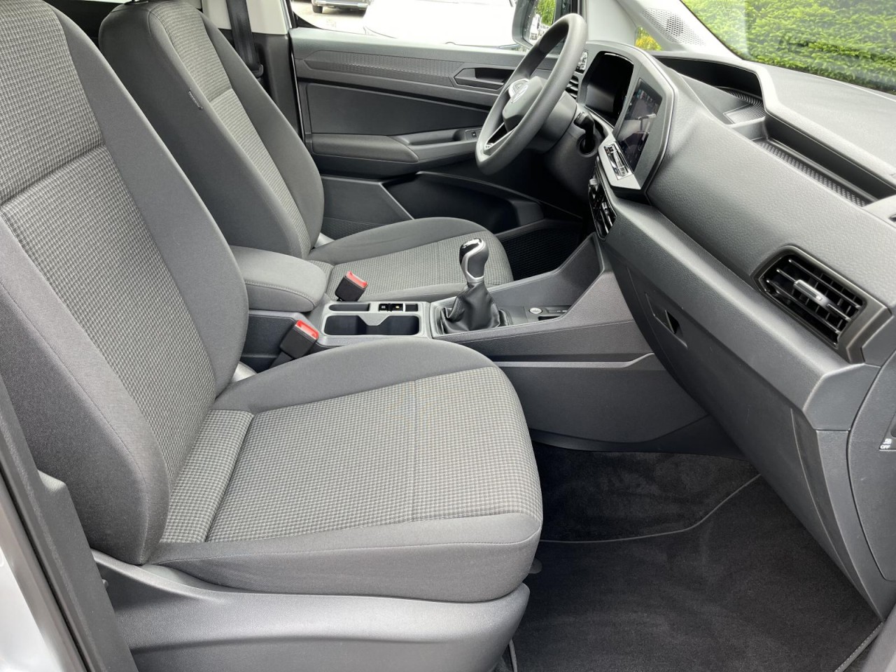 Caddy Kombi KR 2,0 TDI (Navi+RearView+Sitzhzg.)