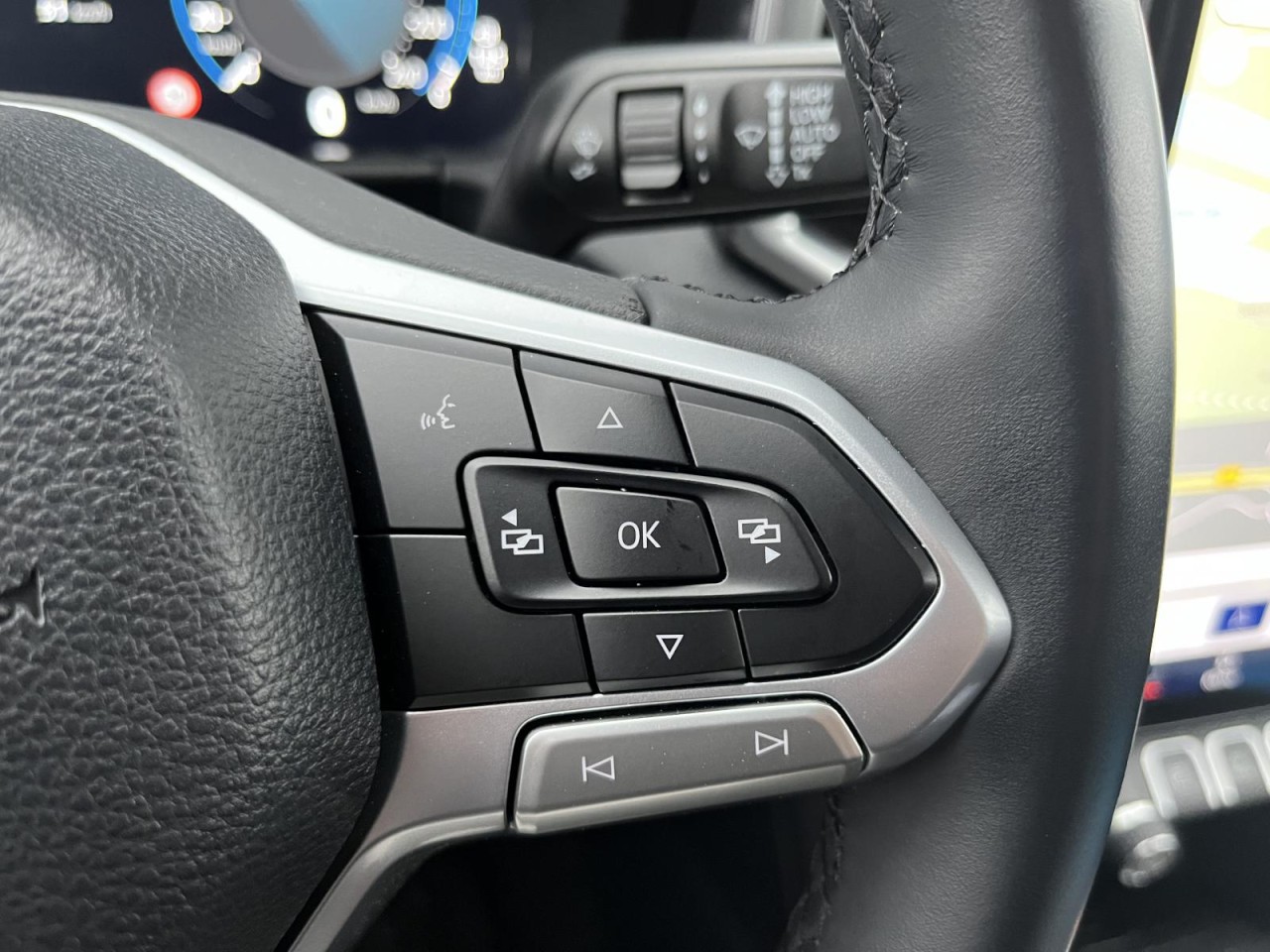 Amarok T1 Double Cab Style 3,0 TDI DSG Allrad V6 (AHK+RearView)