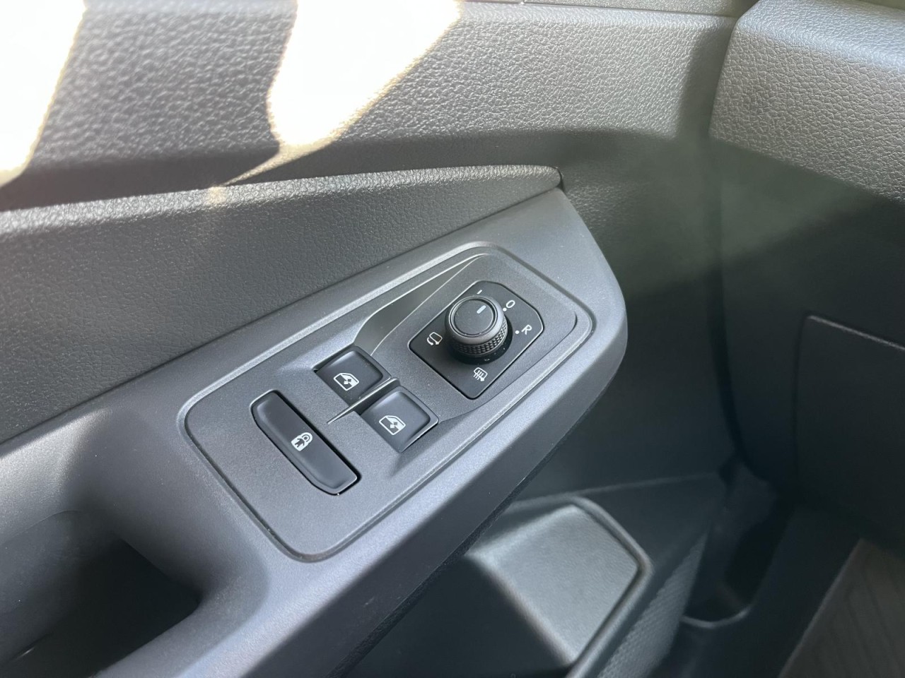 Caddy Basis 2,0 TDI (RearView+Sitzhzg.+Klima)