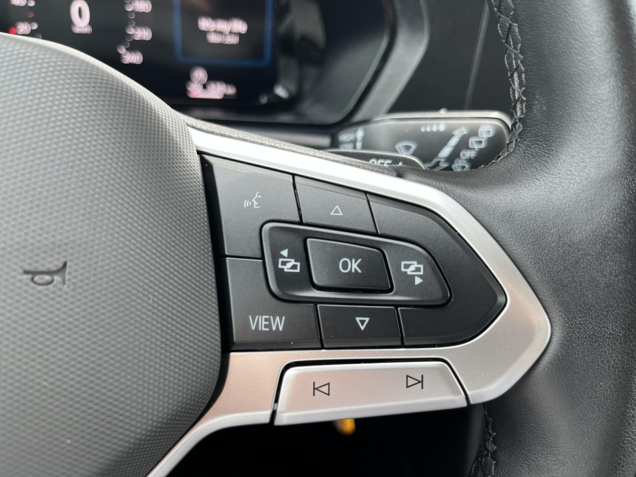 Caddy Maxi Life 2,0 TDI DSG Life (7-Sitzer+ACC+Navi)