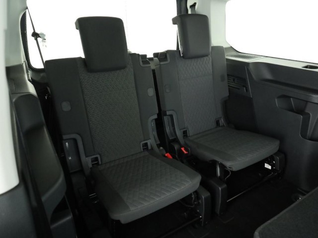 Caddy Maxi Life 2,0 TDI Life (7Sitzer+Navi+Sitzhzg.)