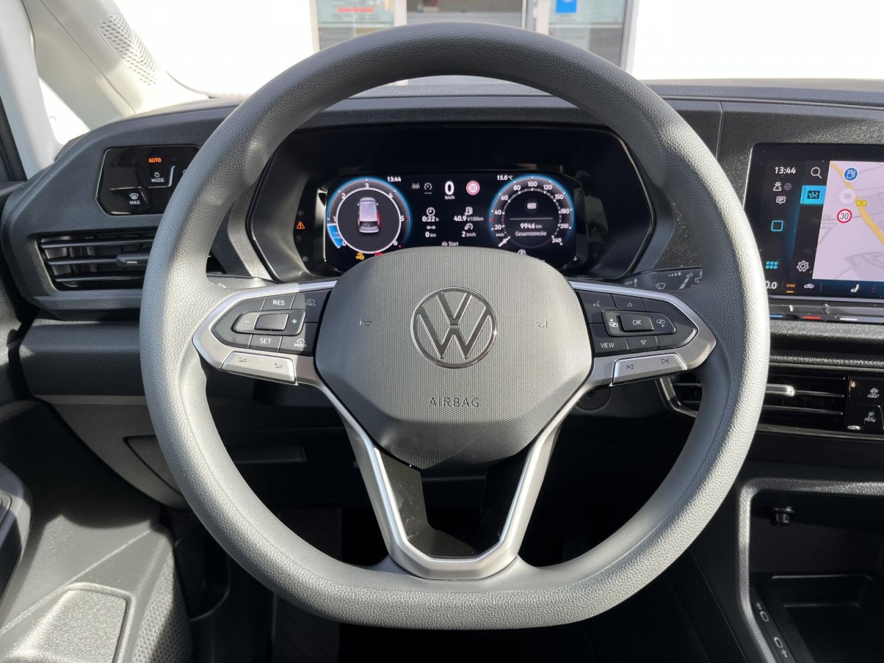 Caddy Kombi 2,0 TDI (Navi+RearView+Sitzhzg.)