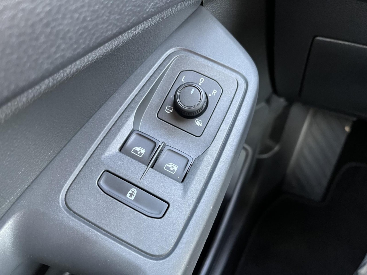 Caddy 2,0 TDI (RearView+AHK+Navi) Klima