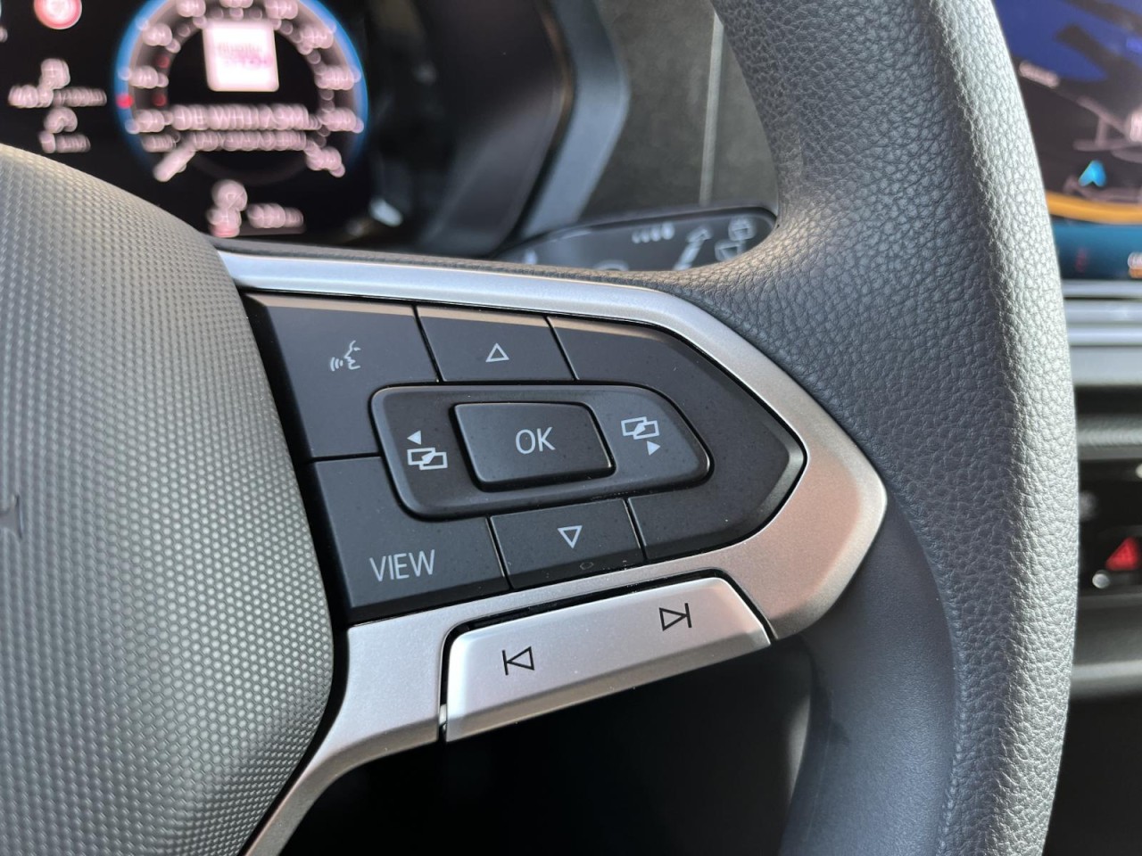 Caddy 2,0 TDI (RearView+AHK+Navi) Klima