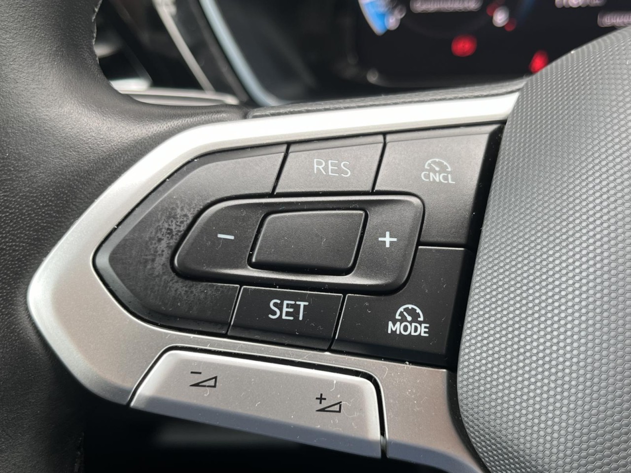 Caddy 1,5 TSI Style (LED+Navi+RearView) Klima