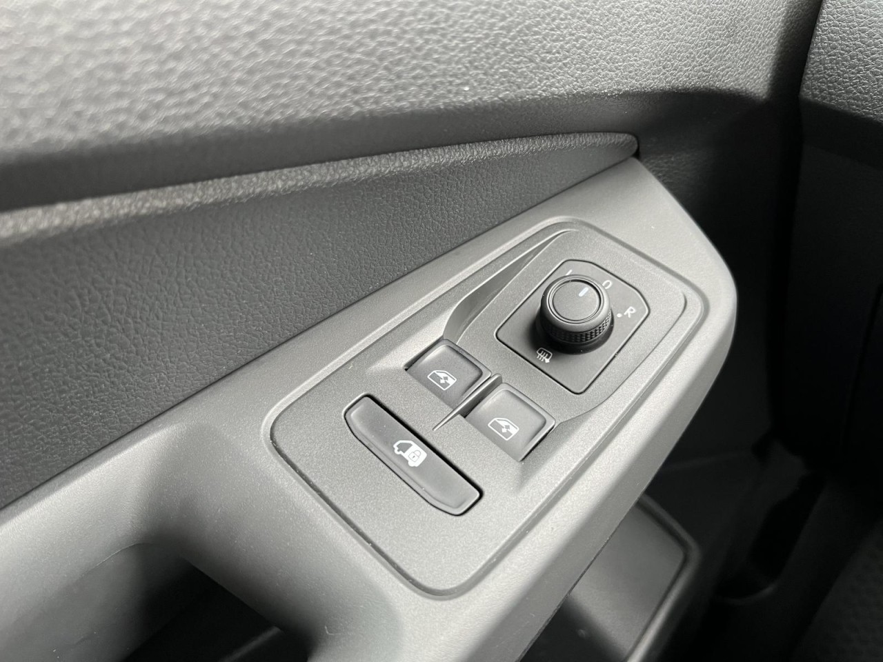 Caddy Cargo Kasten 2,0 TDI (Sitzhzg.+PDC) Klima