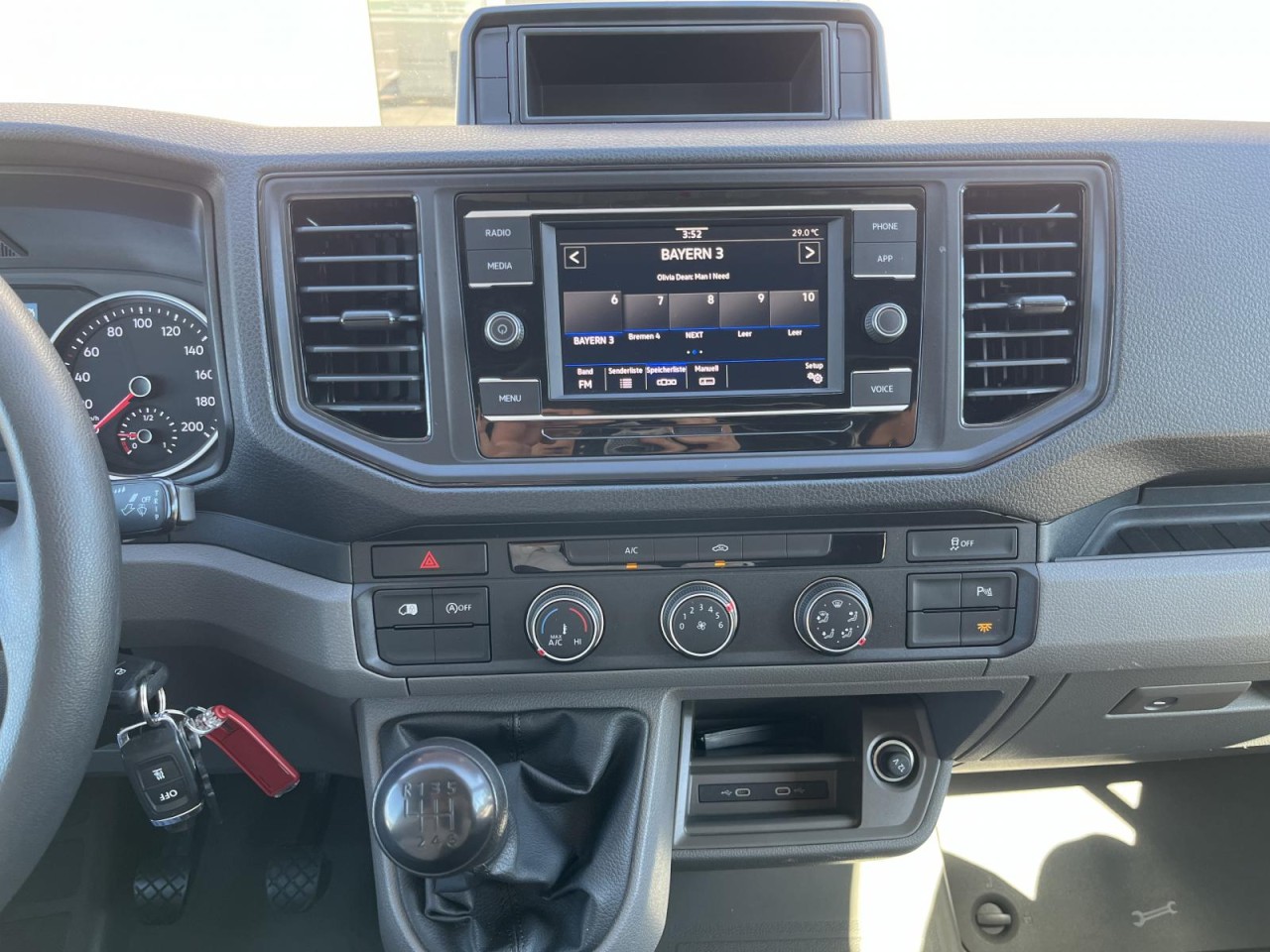 Crafter Kasten LR HD 2,0 TDI (Laderampe+AHK+Standhzg.)