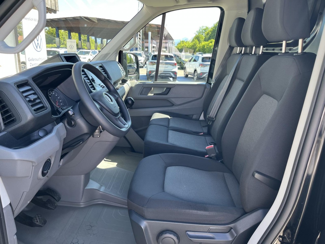 Crafter Kasten LR HD 2,0 TDI (Laderampe+AHK+Standhzg.)