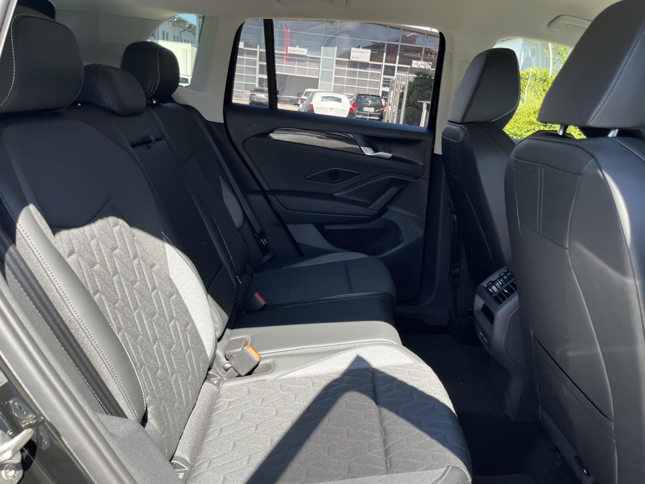 Tiguan 2,0 TDI DSG ENERGY (Sitzhzg.+LED+AHK)