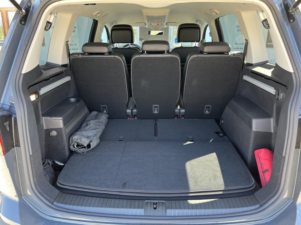 Touran 1,5 TSI Comfortline DSG (IQ.LIGHT+Sitzhzg.+AHK)