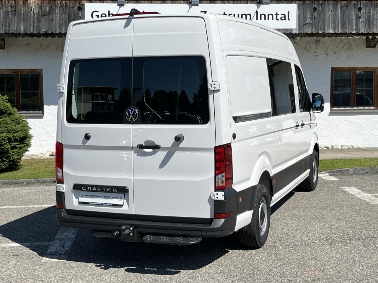 Crafter 35 Kasten 2,0 TDI MR HD(AHK+Klima+RearView)