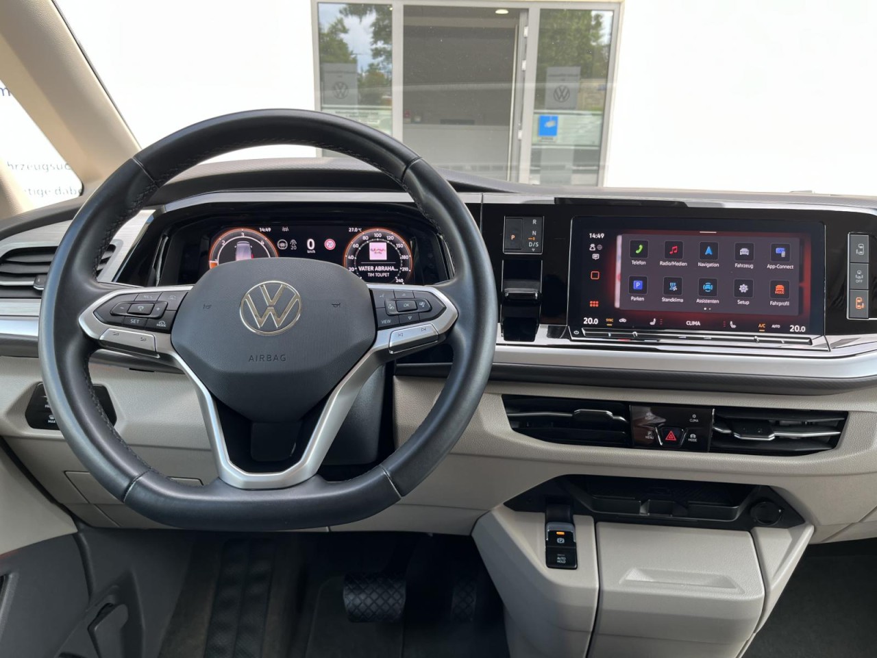 Multivan T7 2,0 TDI DSG Life LÜ (IQLight+Standhzg.)