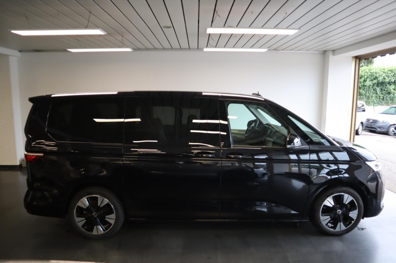 Multivan T7 Life 2,0 TDI DSG (IQLight+Standhzg.+Navi)