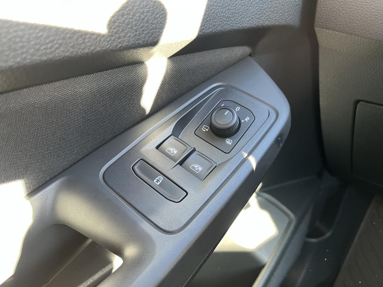 Caddy Kombi 2,0 TDI DSG (Navi+ACC+Sitzhzg.)