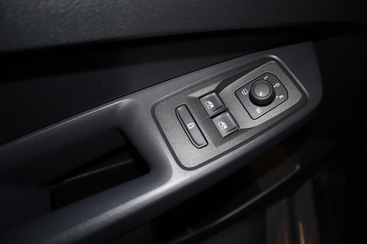 Caddy Kombi 2,0 TDI (Navi+RearView+Sitzhzg.)