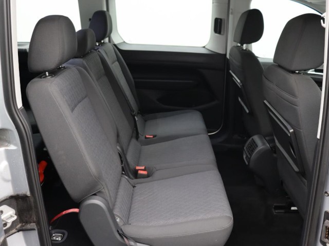 Caddy Maxi Life 2,0 TDI DSG Life (7-Sitzer+ACC+Navi)