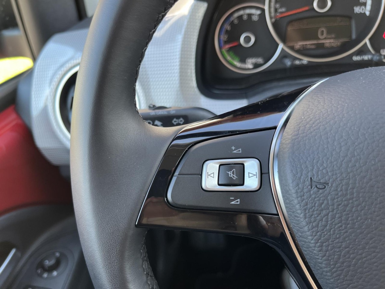 e-up! Edition 61 kW (83 PS) 32,3 kWh 1-Gang-Automatik