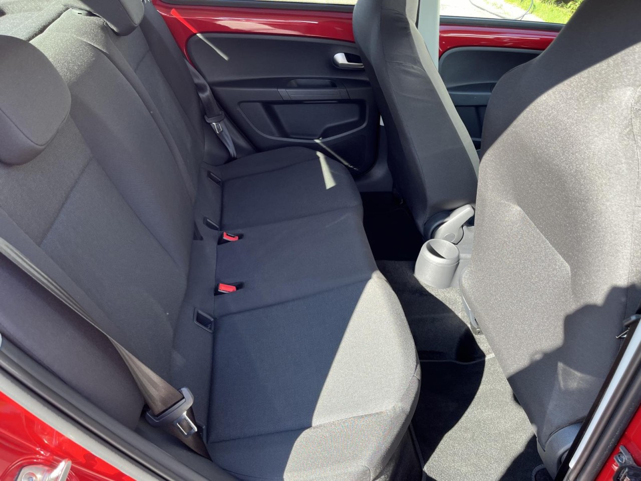 e-up! Edition 61 kW (83 PS) 32,3 kWh 1-Gang-Automatik