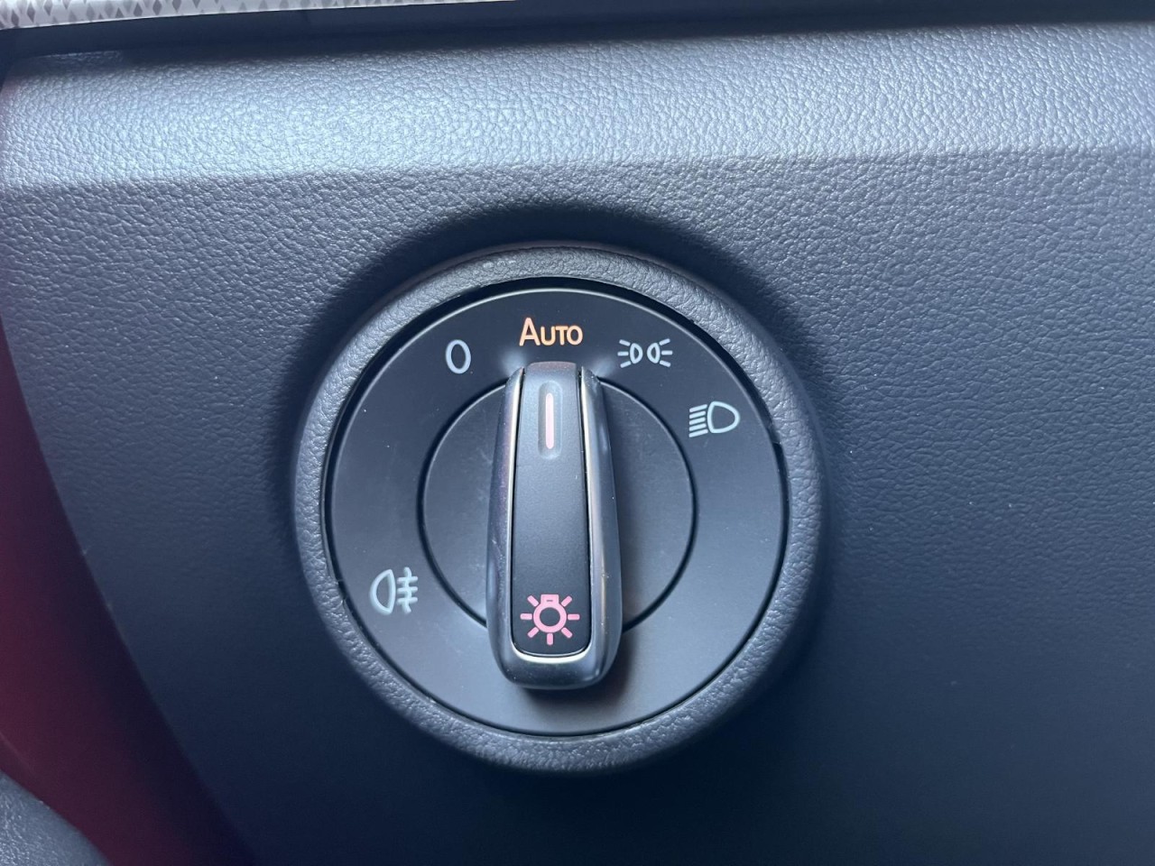 e-up! Edition 61 kW (83 PS) 32,3 kWh 1-Gang-Automatik