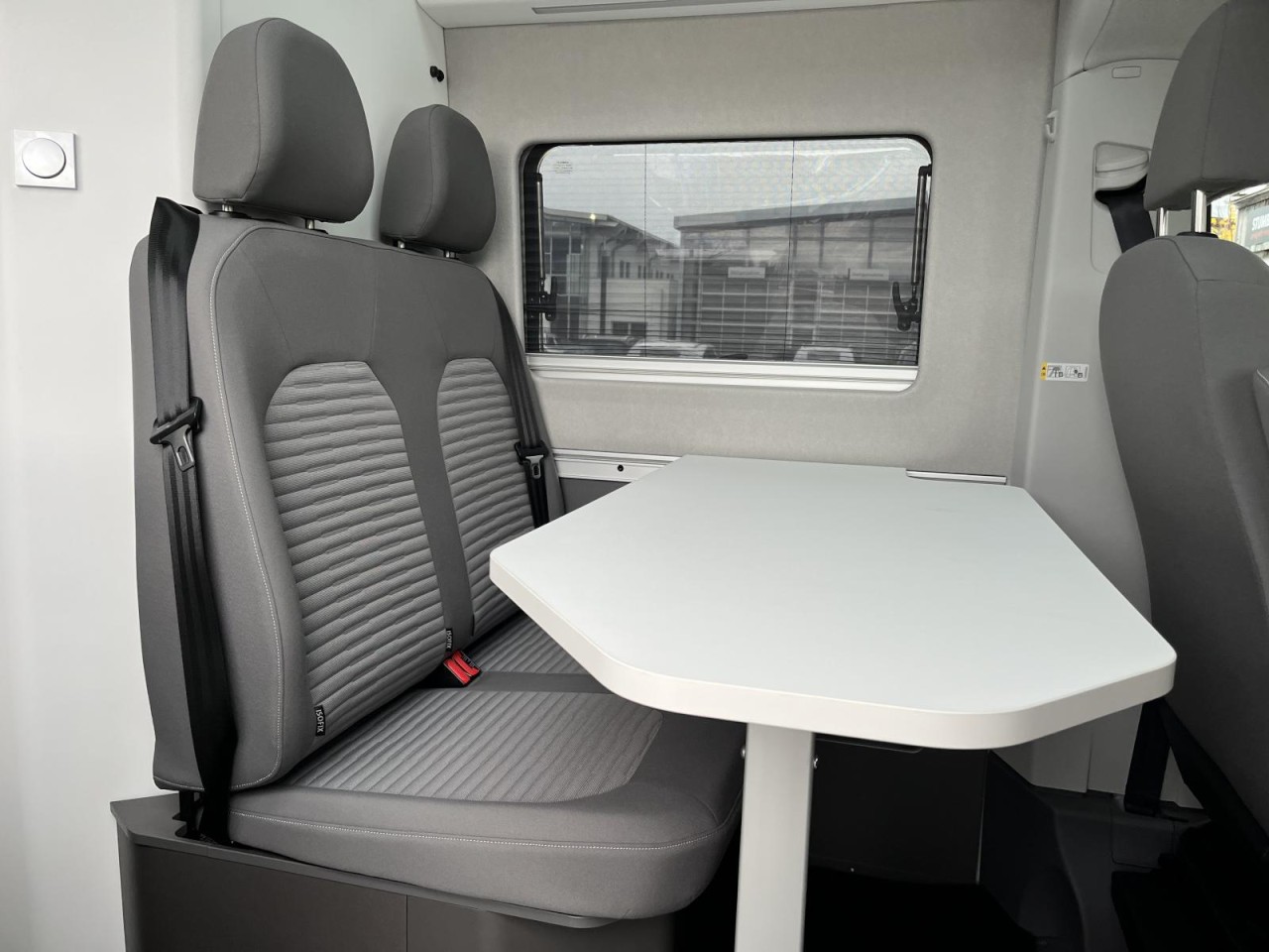 Grand California 600 2,0 TDI DSG (Navi+LED+RearView)