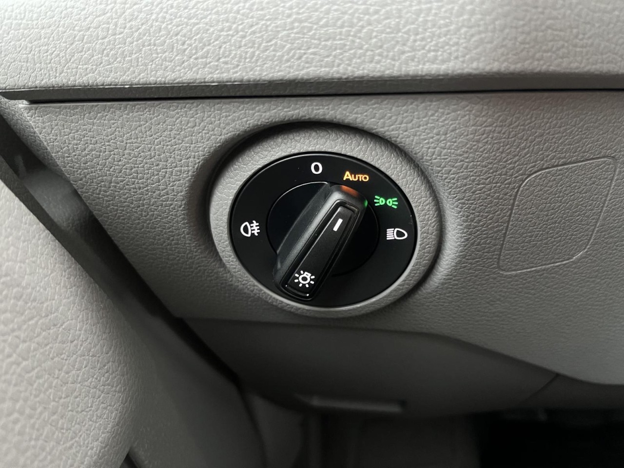 Grand California 600 2,0 TDI DSG (Navi+LED+RearView)