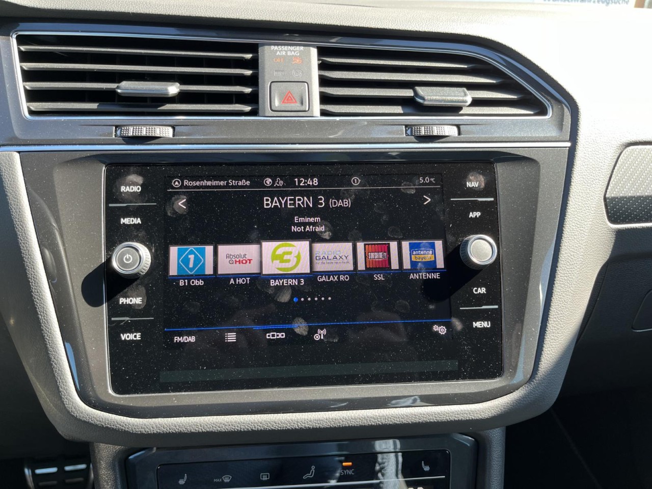 Tiguan 2,0 TDI DSG R-Line (Navi+Stanhzg.+AHK+RearView)