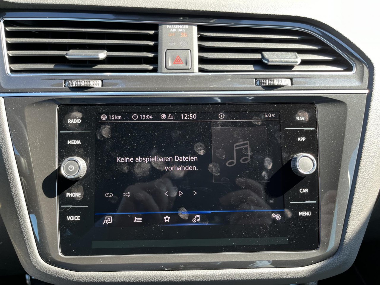 Tiguan 2,0 TDI DSG R-Line (Navi+Stanhzg.+AHK+RearView)