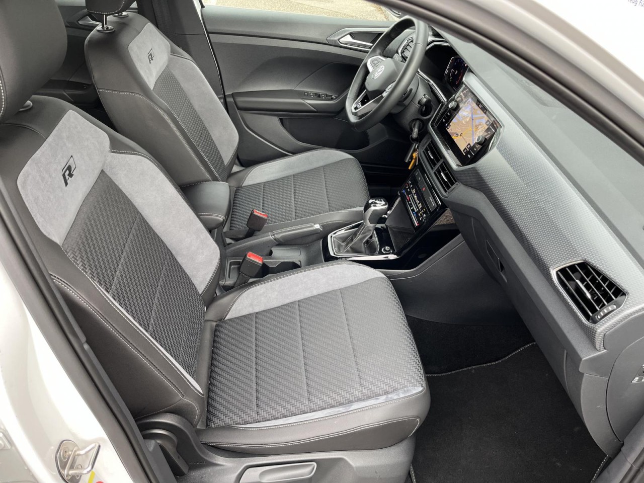 T-Cross 1,0 TSI DSG R-Line (Navi+RearView+LED)