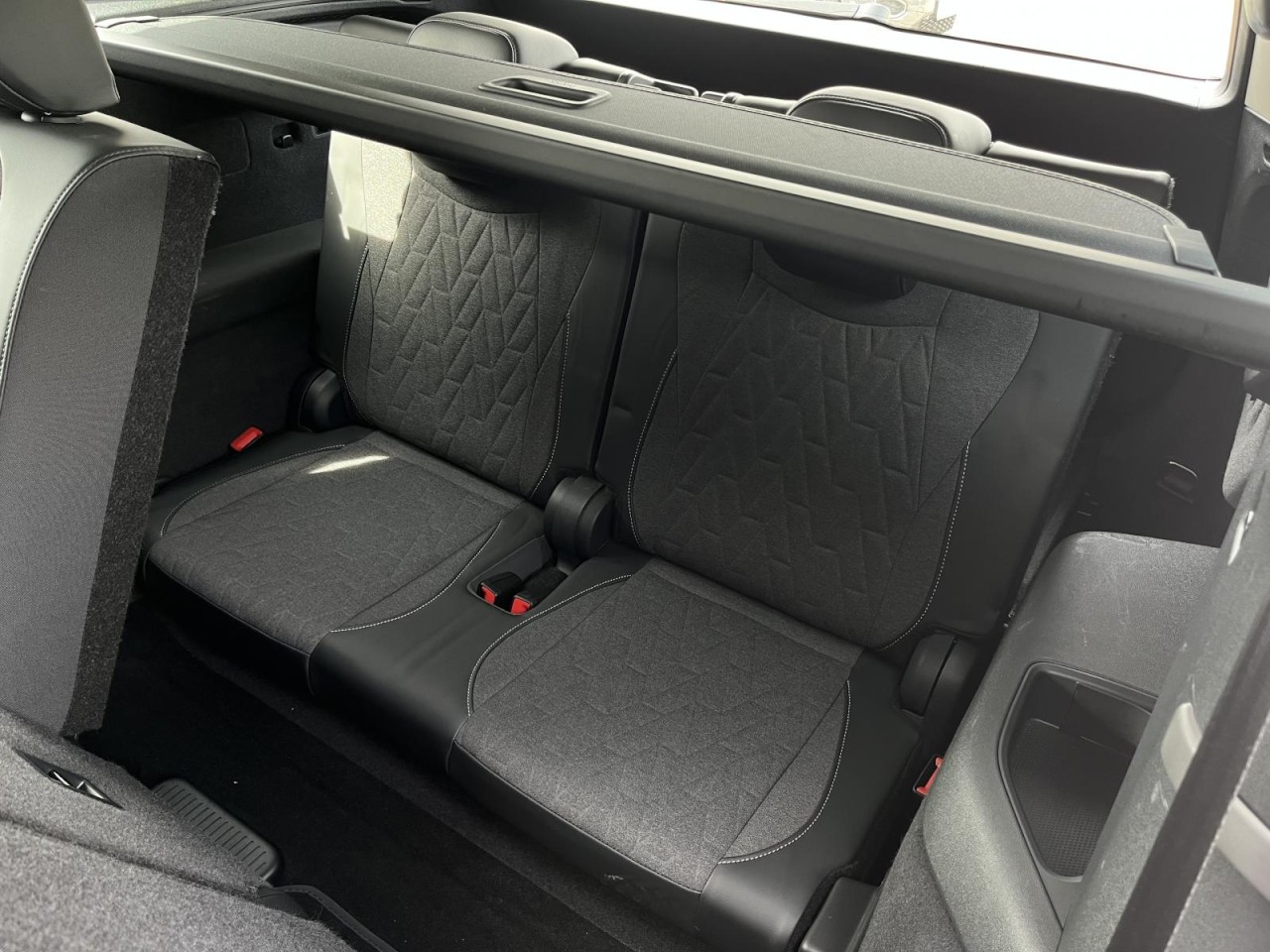 Tayron 2,0 TDI DSG Life 4Motion 7-Sitze (AHK+IQLight+RearView)